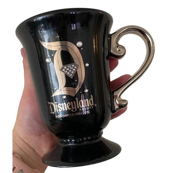 Limited Edition Black and Silver Disneyland Diamond Celebration Cup - Picture 1 of 4